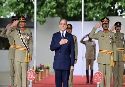 لماذا أثارت خطة تعديل الدستور في باكستان كل هذا الجدل؟