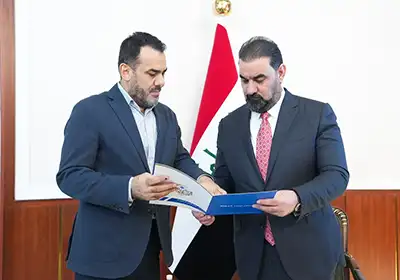 رئيس مجلس النواب يتسلم دعوة لحضور مؤتمر حوار بغداد الثامن